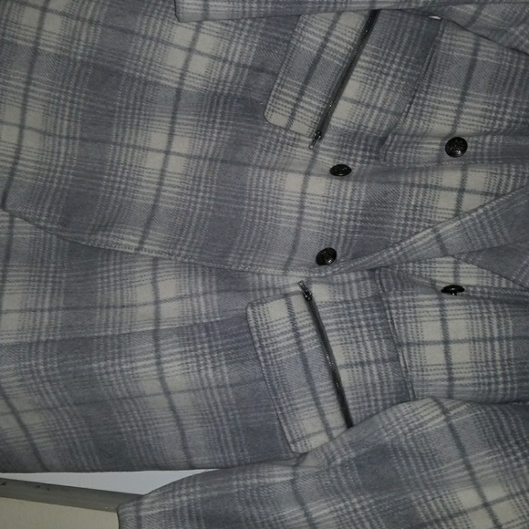 HOST PICK!!!🤗Very stylish Torrid Coat - Picture 2 of 5